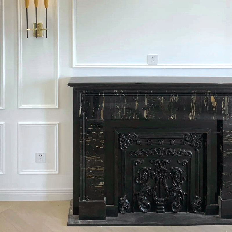 Luxury Natural Stone Wood Burning Black Marble Fireplace Surround Mantel with Artistic Carving for Indoor Hotel Villa Decor