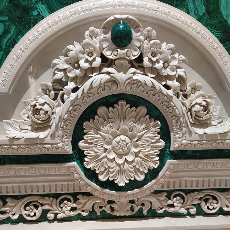 Royal Style Modern Natural Taj Mahal Beige Marble Fireplace Surround Mantel with Hand Artistic Engraving for Home Decor