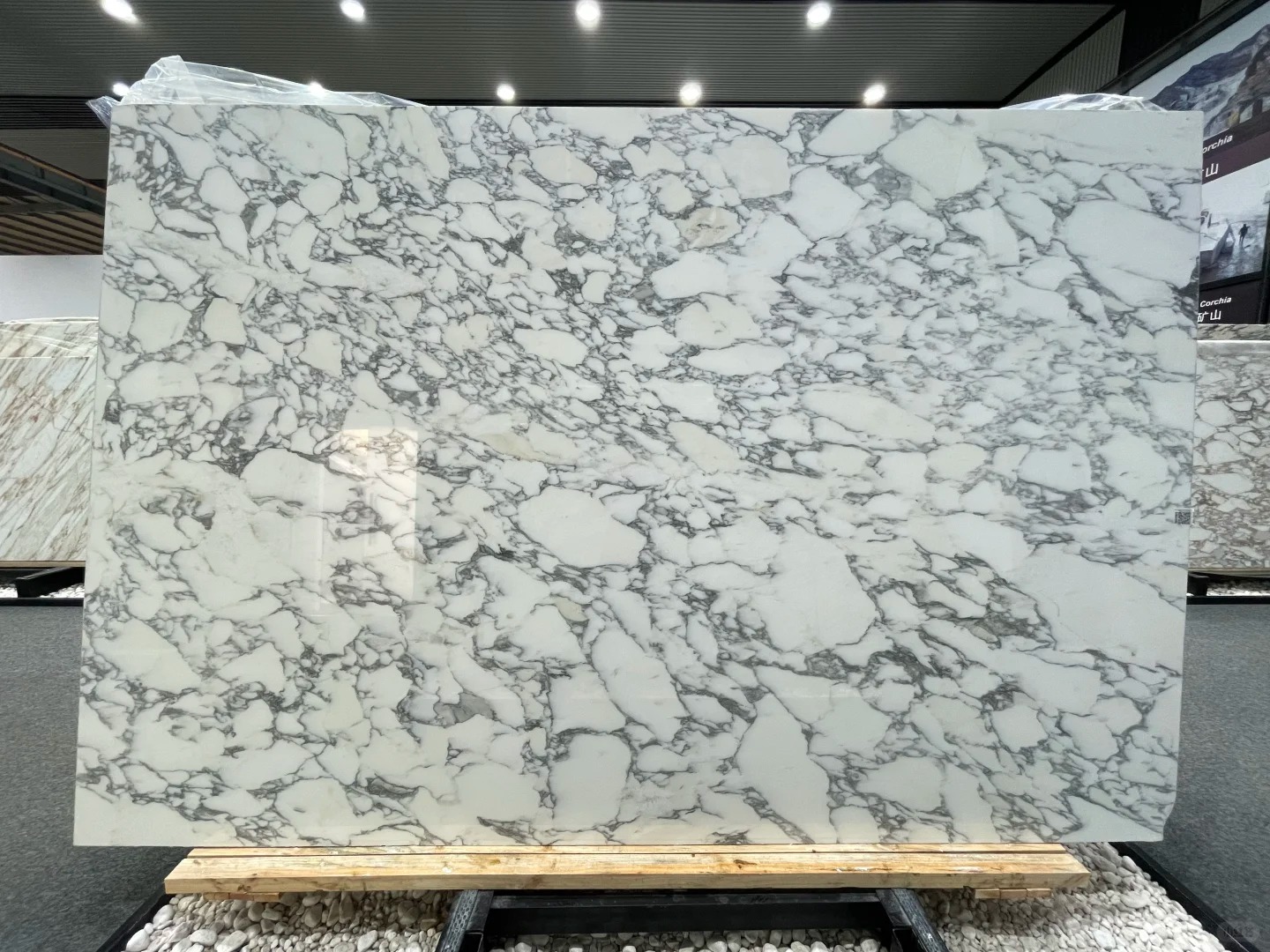Arabescato White Marble